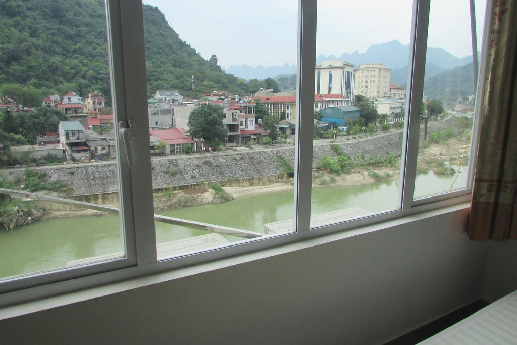 River Queen Guest House 하 기앙 외부 사진