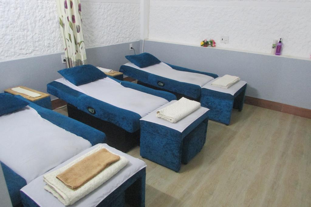 River Queen Guest House 하 기앙 외부 사진