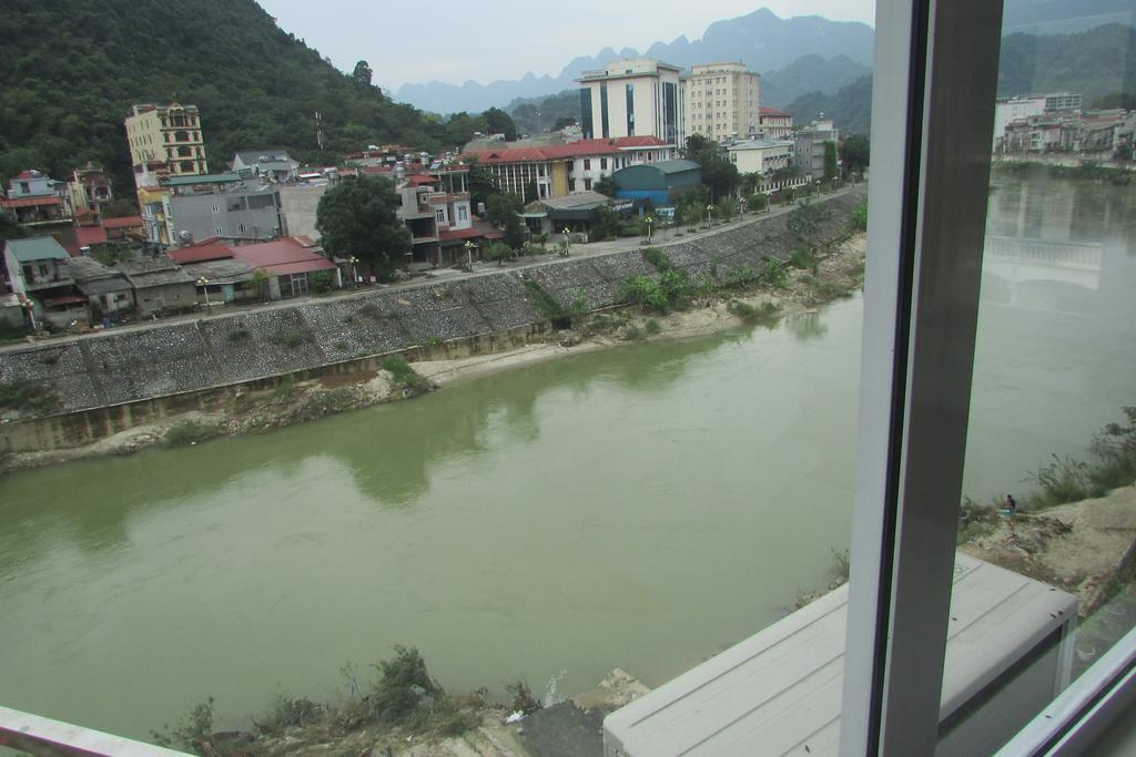 River Queen Guest House 하 기앙 외부 사진